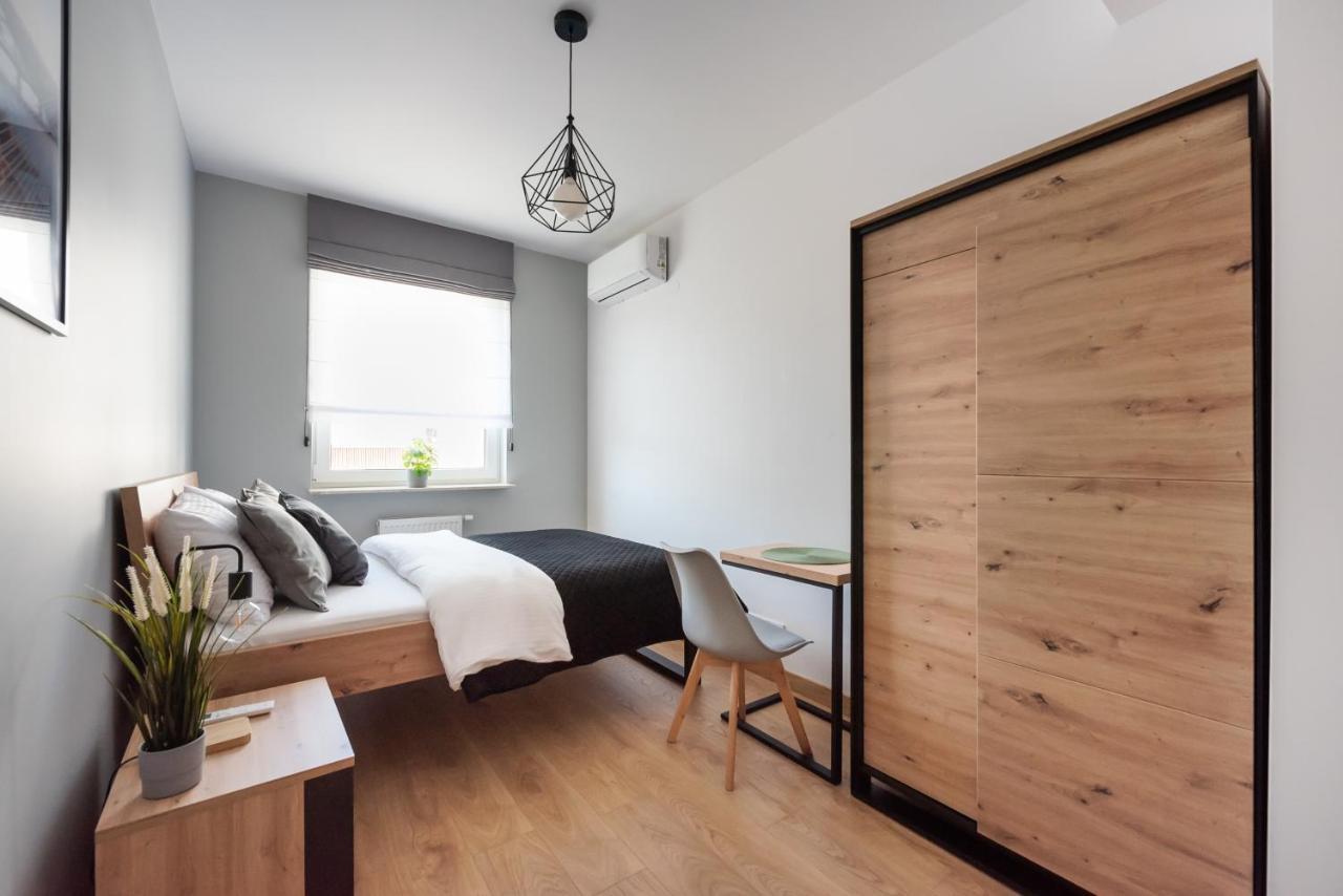 Wola Skwer Happy Apartment ワルシャワ エクステリア 写真