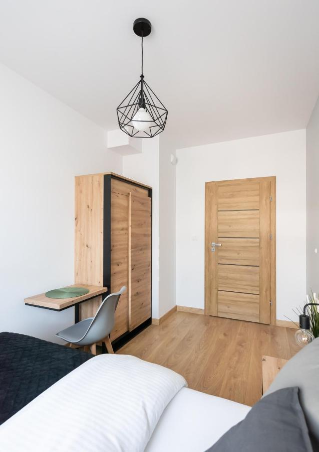 Wola Skwer Happy Apartment ワルシャワ エクステリア 写真