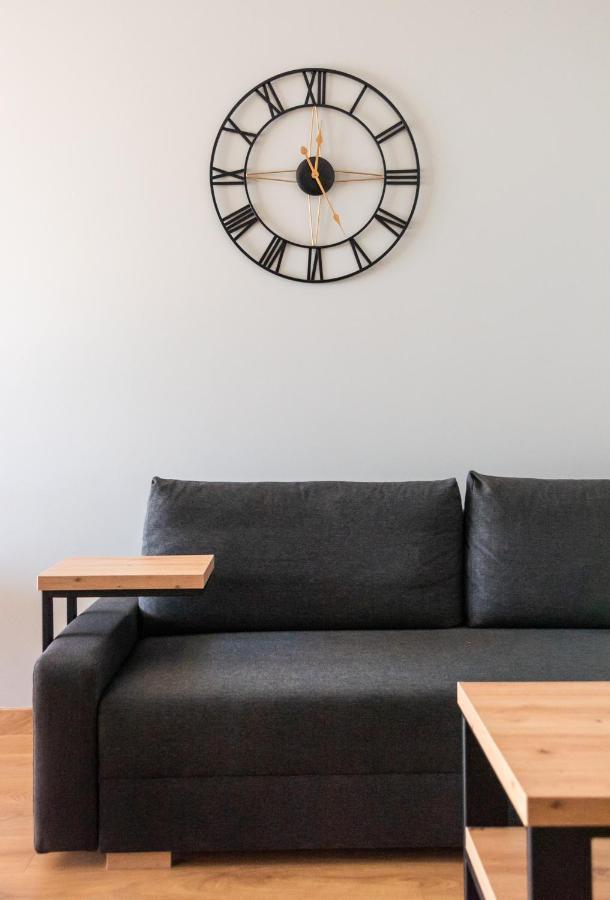 Wola Skwer Happy Apartment ワルシャワ エクステリア 写真